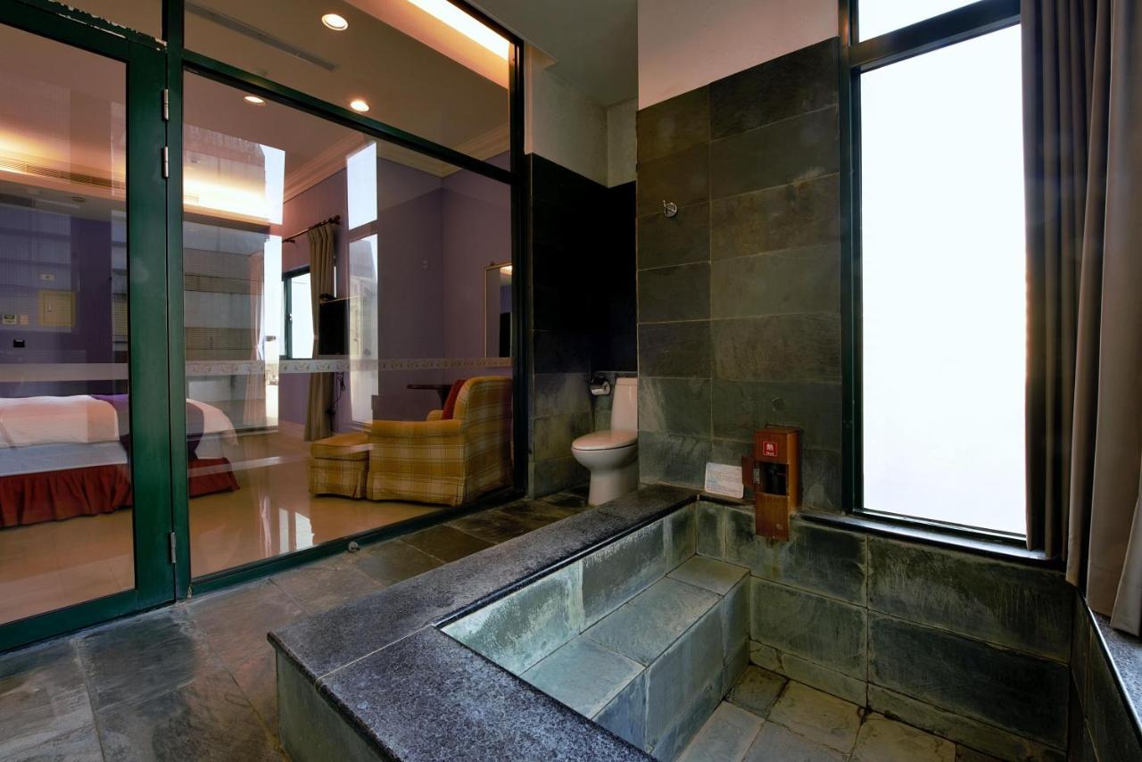 Muen Hot Spring Hotel Jiaoxi Esterno foto